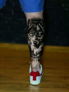 tatuagens de lobo na panturrilha