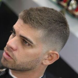 corte curto masculino undercut