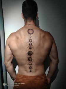 tatuagem do sitema solar