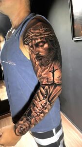 ideias para tatuagem religiosa