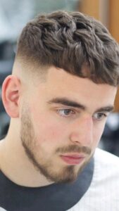 corte de cabelo masculino repicado 