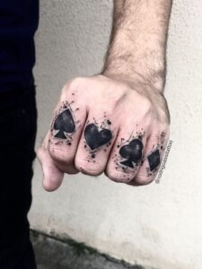 tatuagem de cartas de baralho