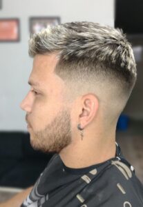 corte de cabelo mid fade com barba