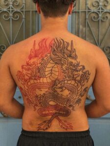 tatuagem de dragao oriental