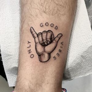 tatuagem minimalista no antebraço